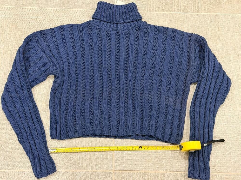 It's Our Time Knitwear Ribbed Turtleneck Cropped Sweater SZ M